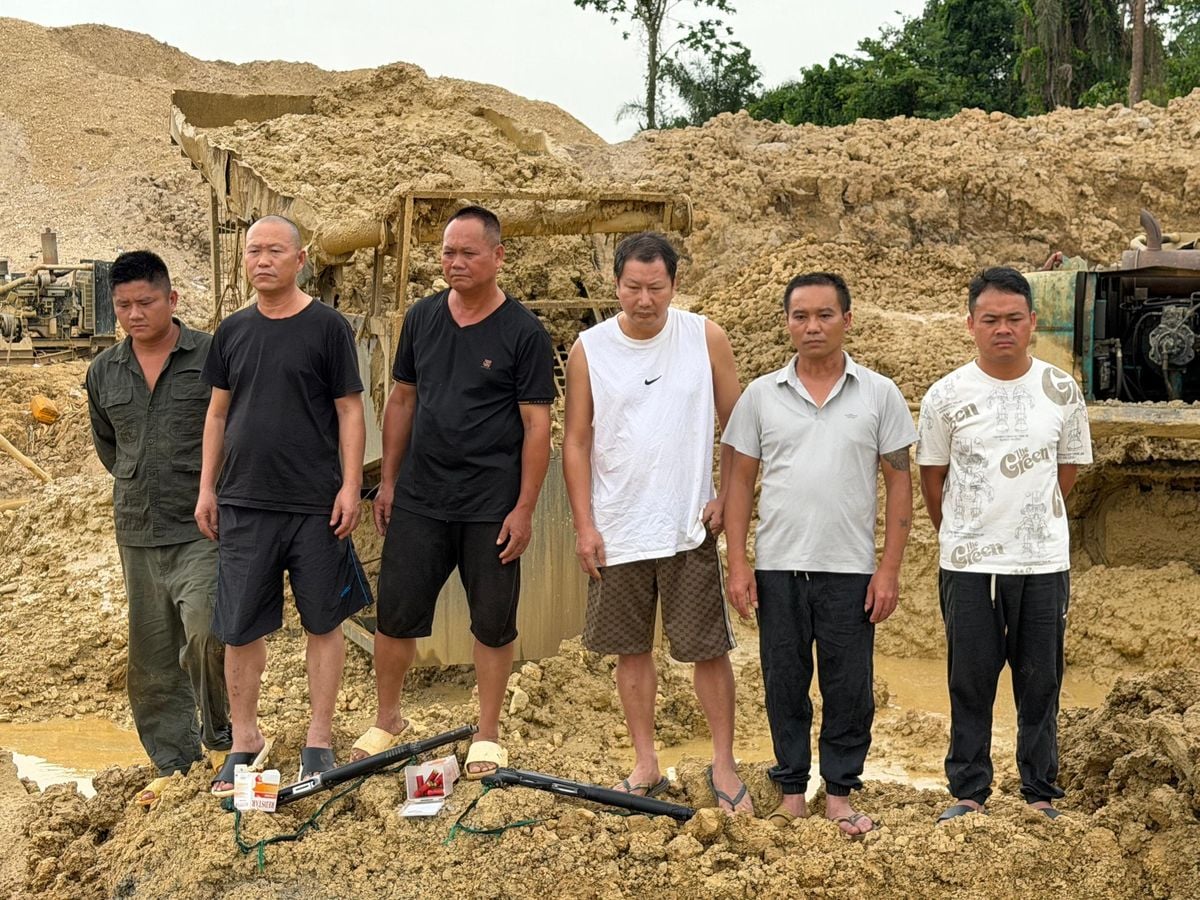 NAIMOS arrests six Chinese nationals for illegal mining along the Nyaase River; weapons and cash seized